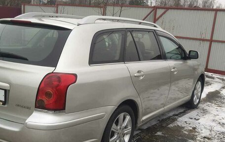 Toyota Avensis III рестайлинг, 2006 год, 810 000 рублей, 8 фотография