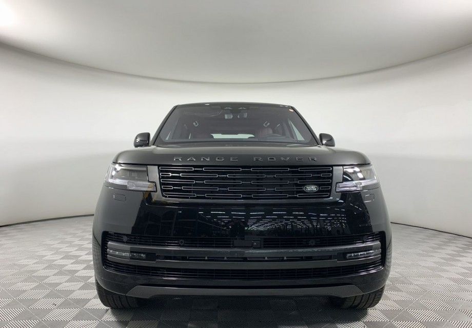 Land Rover Range Rover, 2023 год, 31 790 000 рублей, 2 фотография