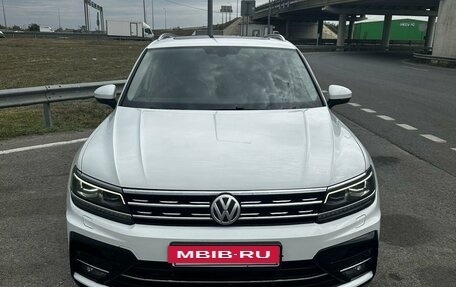 Volkswagen Tiguan II, 2018 год, 3 049 000 рублей, 2 фотография