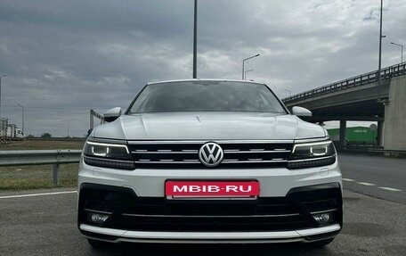 Volkswagen Tiguan II, 2018 год, 3 049 000 рублей, 4 фотография