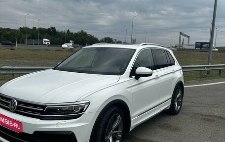 Volkswagen Tiguan II, 2018 год, 3 049 000 рублей, 8 фотография