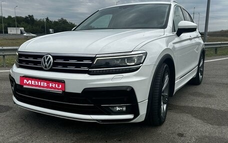 Volkswagen Tiguan II, 2018 год, 3 049 000 рублей, 10 фотография