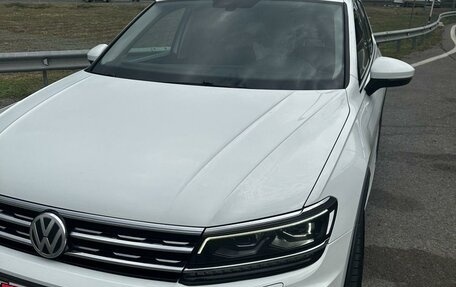 Volkswagen Tiguan II, 2018 год, 3 049 000 рублей, 11 фотография