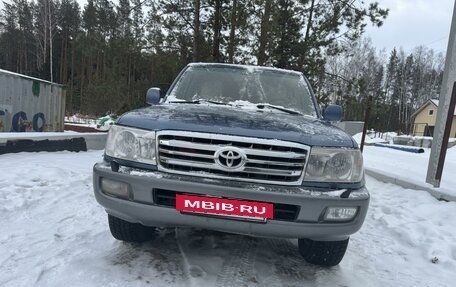 Toyota Land Cruiser 100 рестайлинг 2, 2005 год, 2 000 000 рублей, 5 фотография