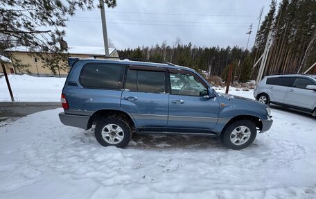 Toyota Land Cruiser 100 рестайлинг 2, 2005 год, 2 000 000 рублей, 18 фотография