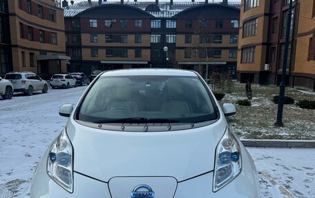 Nissan Leaf I, 2014 год, 595 000 рублей, 3 фотография