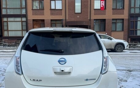 Nissan Leaf I, 2014 год, 595 000 рублей, 4 фотография