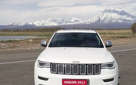 Jeep Grand Cherokee, 2019 год, 4 300 000 рублей, 1 фотография