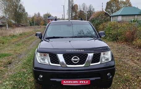 Nissan Pathfinder, 2007 год, 1 370 000 рублей, 32 фотография