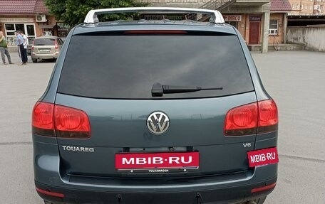 Volkswagen Touareg III, 2003 год, 840 000 рублей, 2 фотография