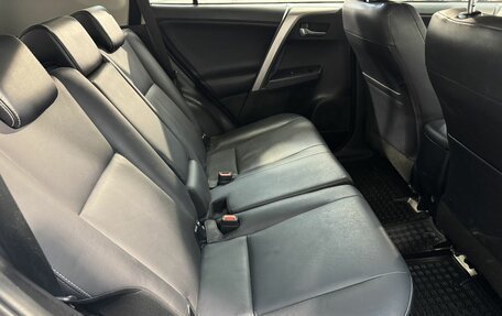 Toyota RAV4, 2017 год, 2 599 800 рублей, 4 фотография