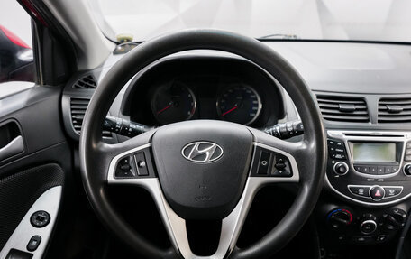 Hyundai Solaris II рестайлинг, 2012 год, 850 000 рублей, 11 фотография