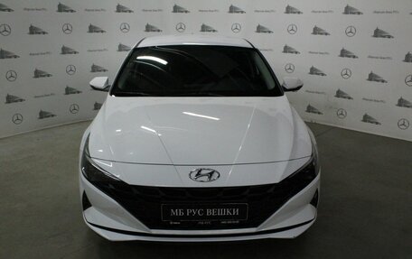 Hyundai Elantra, 2021 год, 2 245 000 рублей, 2 фотография