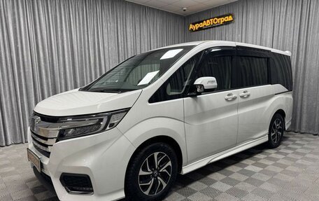 Honda Stepwgn IV, 2017 год, 2 577 000 рублей, 8 фотография