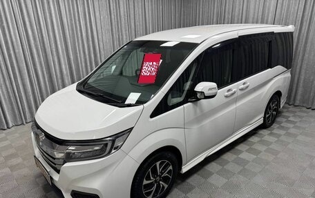 Honda Stepwgn IV, 2017 год, 2 577 000 рублей, 9 фотография