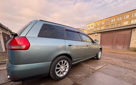 Nissan Wingroad III, 2002 год, 650 000 рублей, 2 фотография