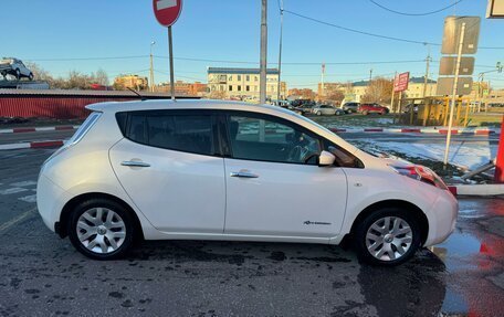 Nissan Leaf I, 2016 год, 900 000 рублей, 4 фотография