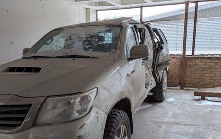 Toyota Hilux VII, 2012 год, 1 050 000 рублей, 2 фотография