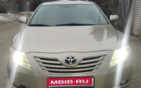 Toyota Camry, 2006 год, 1 250 000 рублей, 2 фотография