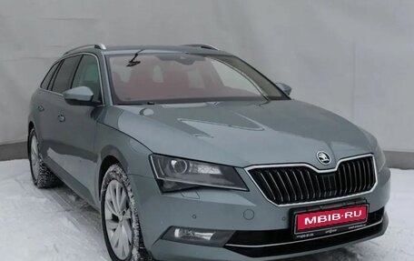 Skoda Superb III рестайлинг, 2018 год, 3 129 000 рублей, 3 фотография