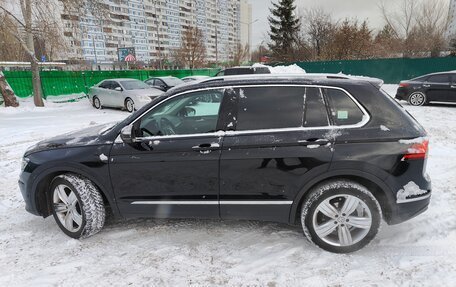 Volkswagen Tiguan II, 2020 год, 3 650 000 рублей, 8 фотография