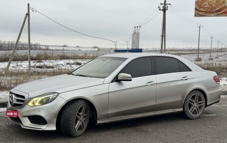 Mercedes-Benz E-Класс, 2015 год, 2 860 000 рублей, 1 фотография