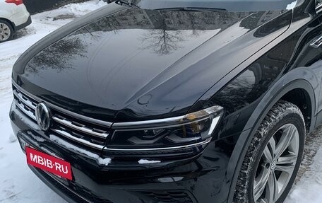 Volkswagen Tiguan II, 2019 год, 3 390 000 рублей, 10 фотография