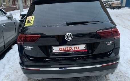 Volkswagen Tiguan II, 2019 год, 3 390 000 рублей, 4 фотография