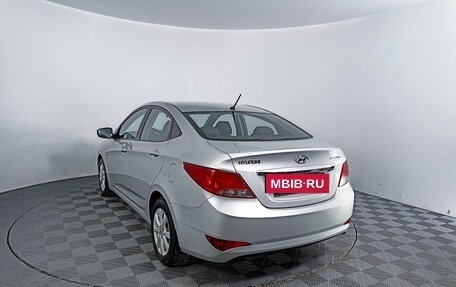 Hyundai Solaris II рестайлинг, 2015 год, 1 390 000 рублей, 11 фотография