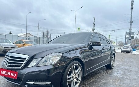 Mercedes-Benz E-Класс, 2011 год, 1 480 000 рублей, 4 фотография