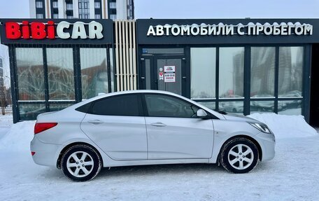 Hyundai Solaris II рестайлинг, 2013 год, 920 000 рублей, 2 фотография