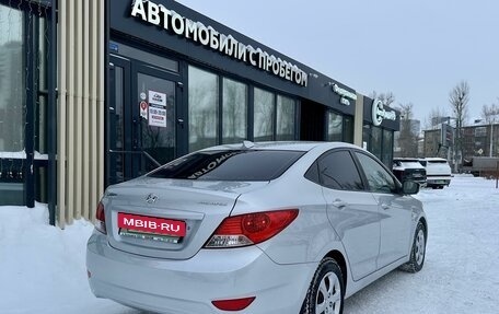 Hyundai Solaris II рестайлинг, 2013 год, 920 000 рублей, 3 фотография