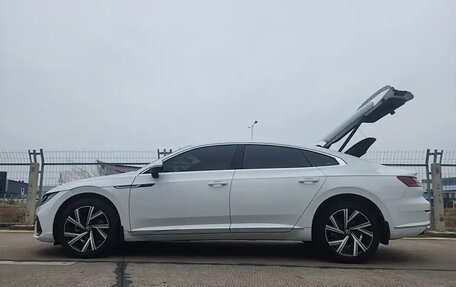 Volkswagen Passat CC, 2022 год, 2 990 006 рублей, 13 фотография