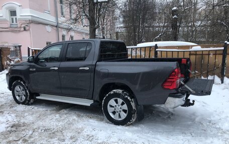 Toyota Hilux VIII, 2017 год, 4 200 000 рублей, 21 фотография