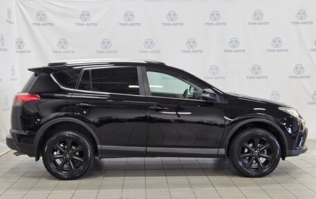 Toyota RAV4, 2017 год, 2 207 000 рублей, 4 фотография