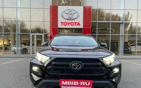 Toyota RAV4, 2024 год, 4 950 000 рублей, 2 фотография