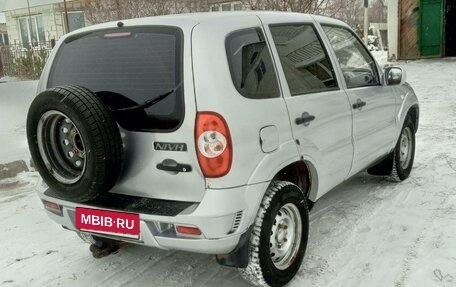 Chevrolet Niva I рестайлинг, 2009 год, 420 000 рублей, 4 фотография