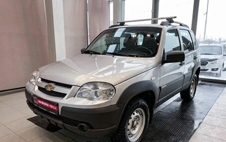 Chevrolet Niva I рестайлинг, 2017 год, 849 000 рублей, 1 фотография