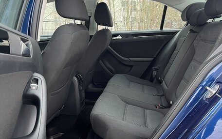 Volkswagen Jetta VI, 2017 год, 1 375 000 рублей, 24 фотография