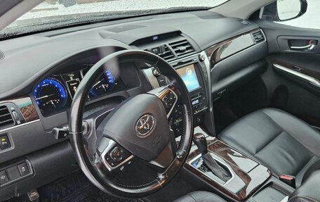 Toyota Camry, 2017 год, 2 350 000 рублей, 12 фотография