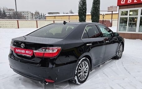 Toyota Camry, 2017 год, 2 350 000 рублей, 8 фотография