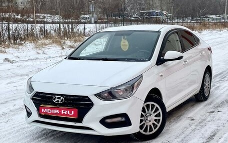 Hyundai Solaris II рестайлинг, 2019 год, 1 080 000 рублей, 1 фотография