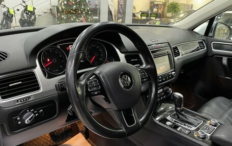 Volkswagen Touareg III, 2015 год, 3 297 000 рублей, 13 фотография