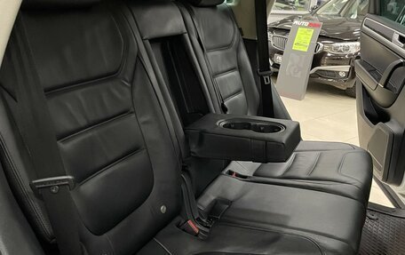 Volkswagen Touareg III, 2015 год, 3 297 000 рублей, 17 фотография