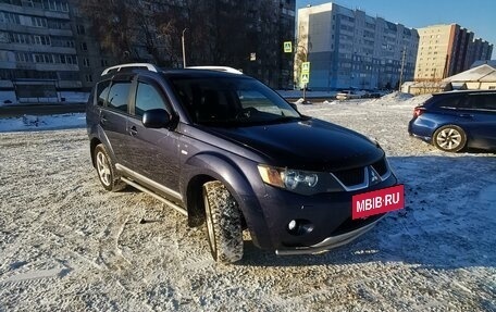 Mitsubishi Outlander III рестайлинг 3, 2007 год, 1 530 000 рублей, 4 фотография