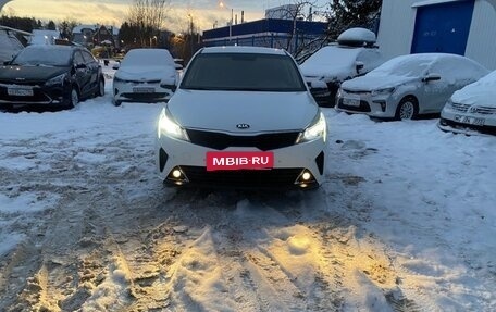 KIA Rio IV, 2020 год, 1 629 000 рублей, 8 фотография