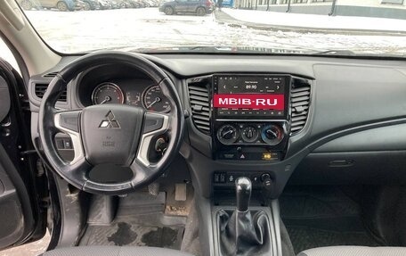 Mitsubishi L200 IV рестайлинг, 2019 год, 2 550 000 рублей, 8 фотография