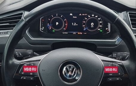 Volkswagen Tiguan II, 2019 год, 3 600 000 рублей, 9 фотография