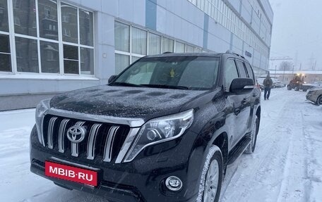 Toyota Land Cruiser Prado 150 рестайлинг 2, 2015 год, 3 500 000 рублей, 2 фотография