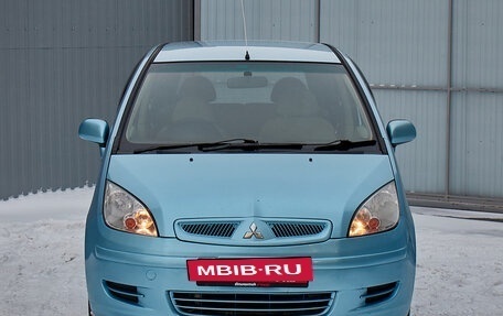 Mitsubishi Colt VI рестайлинг, 2003 год, 425 000 рублей, 4 фотография